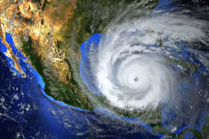 Cómo reacciona el 911 ante desastres naturales en México