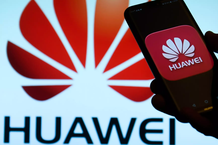 Huawei apuesta en Copa Oro, registra Ark OS y más noticias