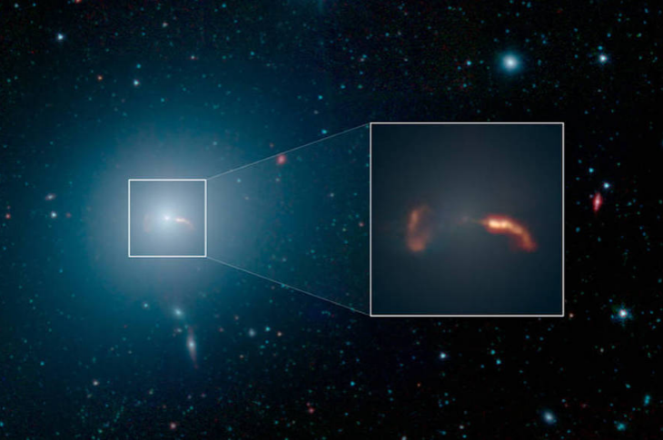 M87, la galaxia que aloja al primer agujero negro fotografiado