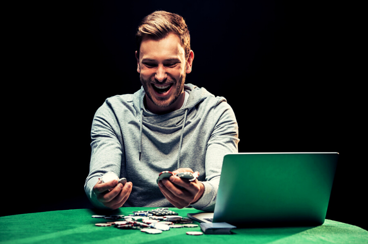 Dealers de casino en vivo qué son y qué ventajas tienen
