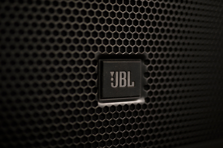 Bocinas SRX900 para profesionales Lo nuevo de JBL