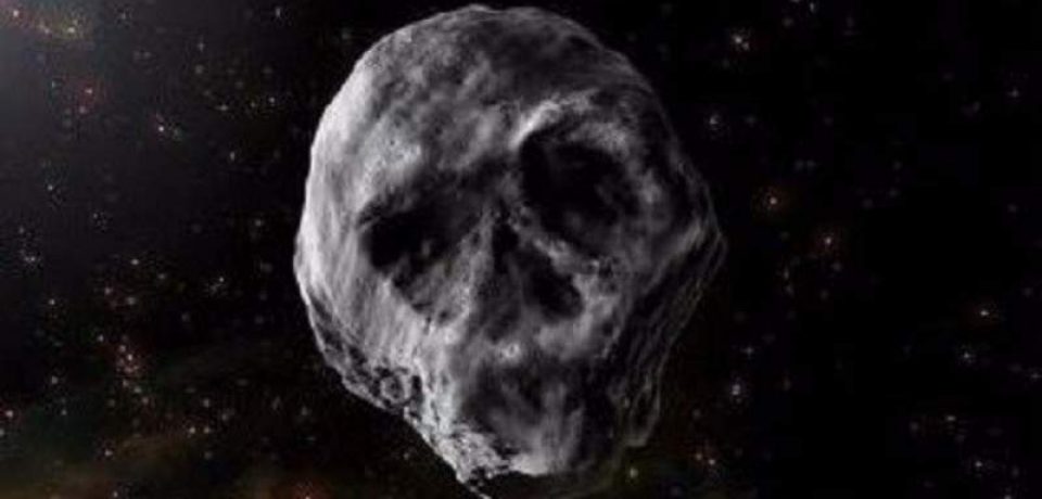 Asteroide 2015 TB14 con forma de calavera