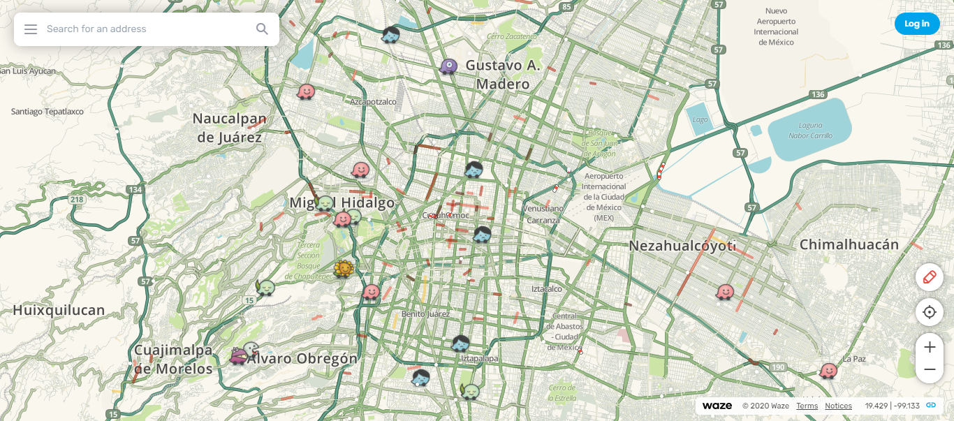 Waze Live Map ya permite guardar rutas en la aplicación y enviarlas a tu smartphone para que recibas notificaciones si llegan a cambiar las condiciones del tráfico.